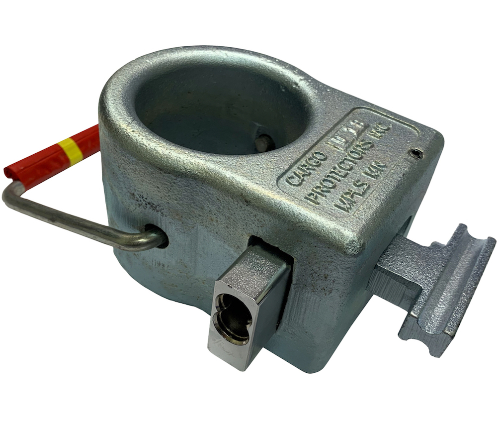 Cargo Protectors AM107 king pin lock complete with American Lock model A3200 padlock (without core).