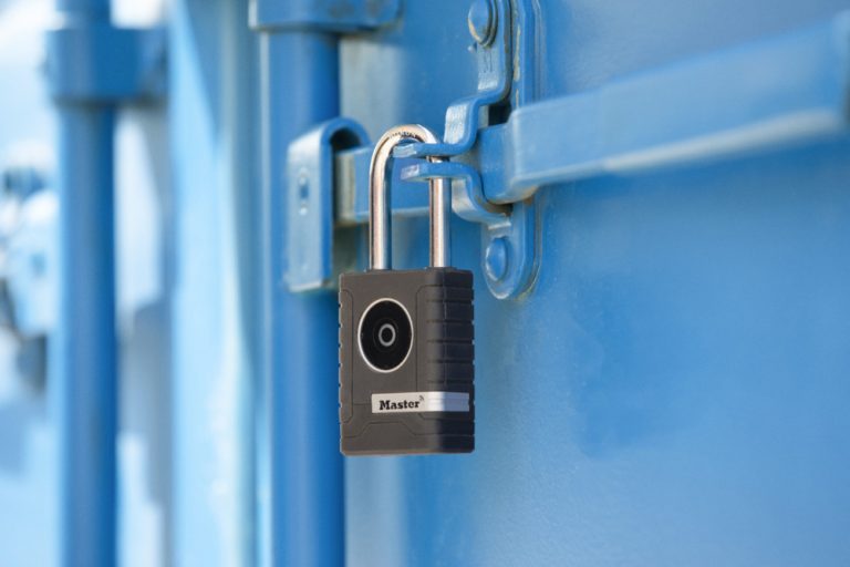 Master-Lock-4401LHENT-Bluetooth-Outdoor-Padlock